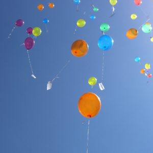 200 globos